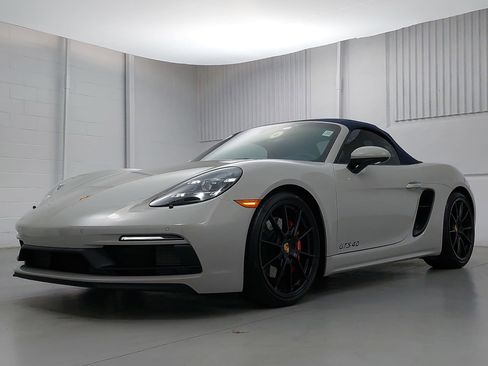 Certified 2025 Porsche 718 Boxster GTS RWD image 1