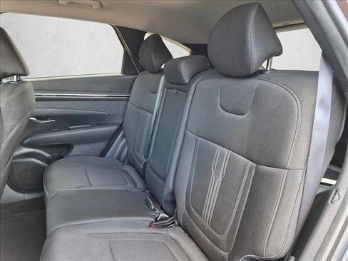 Used 2023 Hyundai Tucson SEL FWD image 18