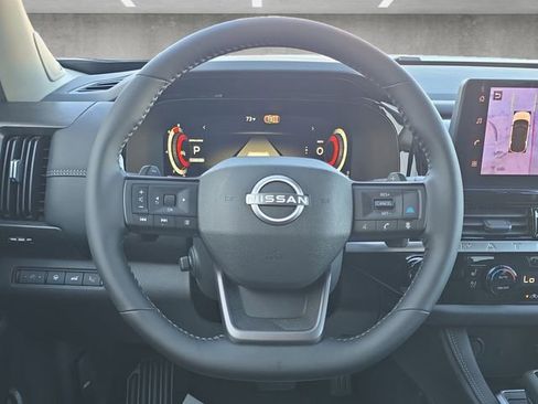 New 2026 Nissan Pathfinder Platinum image 21