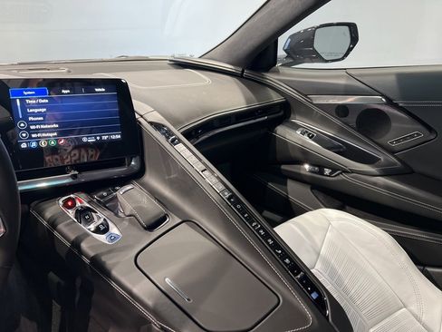 Used 2023 Chevrolet Corvette Stingray Premium Conv w/ 3LT image 18