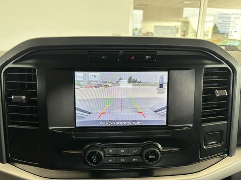 Used 2023 Ford F150 XLT AWD/4WD image 4