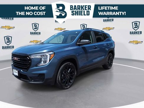 Used 2024 GMC Terrain SLE w/ Driver Convenience Package AWD/4WD image 4