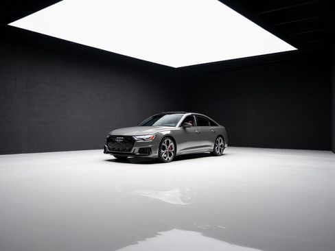 Used 2024 Audi S6 Premium Plus w/ Premium Plus Package image 82