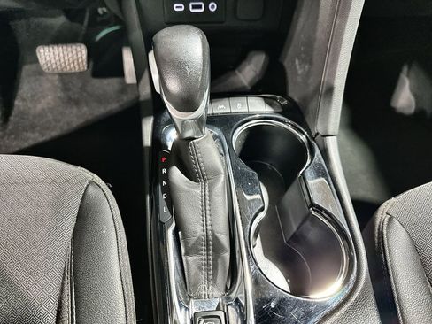 Used 2023 Buick Encore GX Preferred image 21