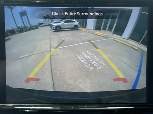 Used 2023 Chrysler Pacifica Touring-L FWD image 26