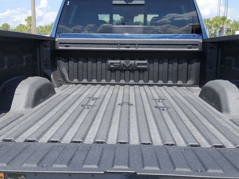 New 2026 GMC Sierra 2500 Denali w/ Denali Reserve Package AWD/4WD image 10