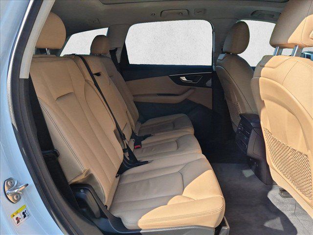Used 2023 Audi Q7 2.0T Premium w/ Convenience Package AWD/4WD image 24