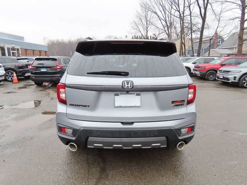 Certified 2023 Honda Passport TrailSport image 5