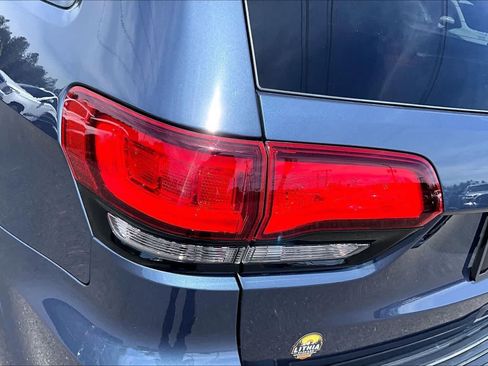 Used 2019 Jeep Grand Cherokee SRT AWD/4WD image 32