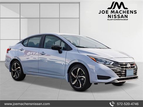 New 2025 Nissan Versa SR w/ Trunk Package image 5