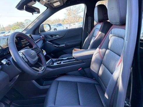 New 2026 Chevrolet Equinox RS image 18