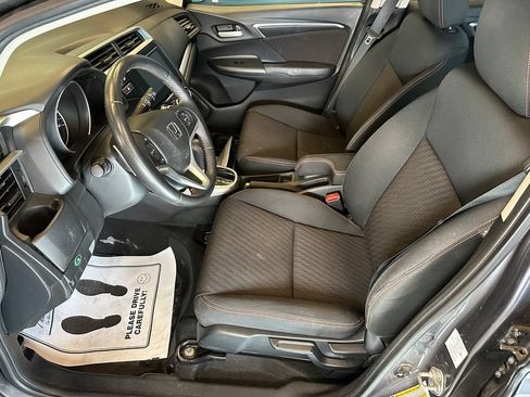 Used 2018 Honda Fit Sport image 17