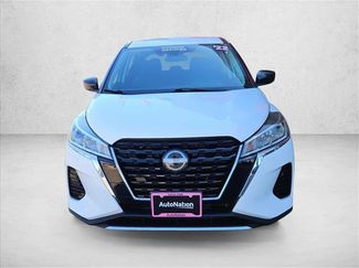 Used 2022 Nissan Kicks S FWD video 2
