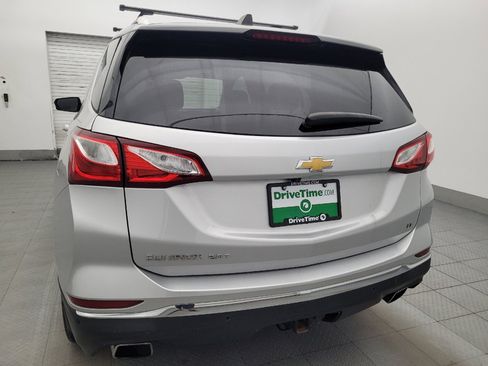 Used 2020 Chevrolet Equinox LT FWD image 6