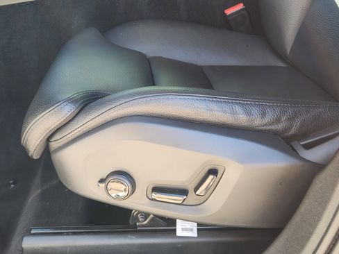 Used 2019 Volvo XC60 T5 Inscription w/ Protection Package Premier image 29