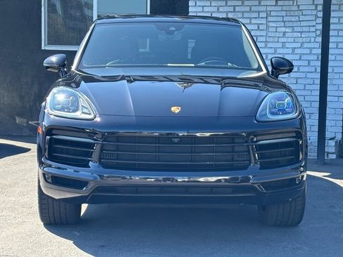 Used 2019 Porsche Cayenne E-Hybrid AWD/4WD image 2
