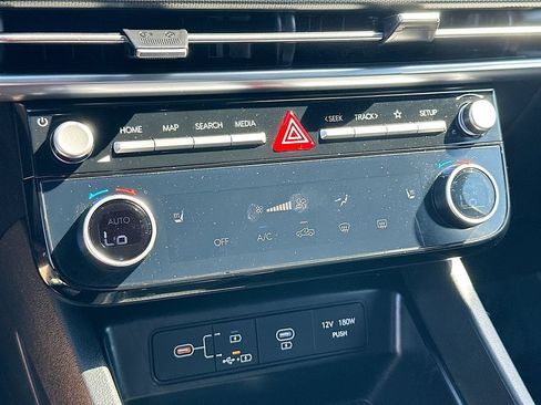 Used 2025 Hyundai Santa Cruz SEL FWD image 15