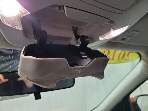 Used 2019 Ford Escape SE image 39