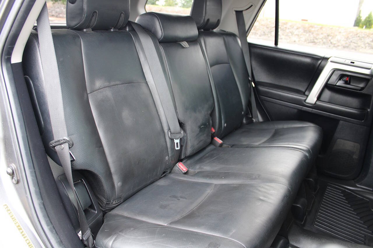Used 2013 Toyota 4Runner Limited AWD/4WD image 24