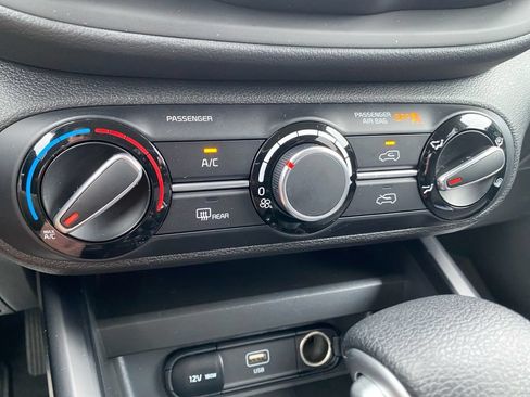 Certified 2024 Kia Soul LX FWD image 28
