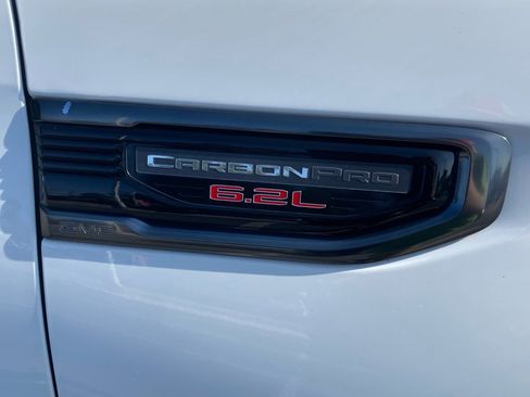 Used 2021 GMC Sierra 1500 AT4 w/ AT4 Premium Package image 12