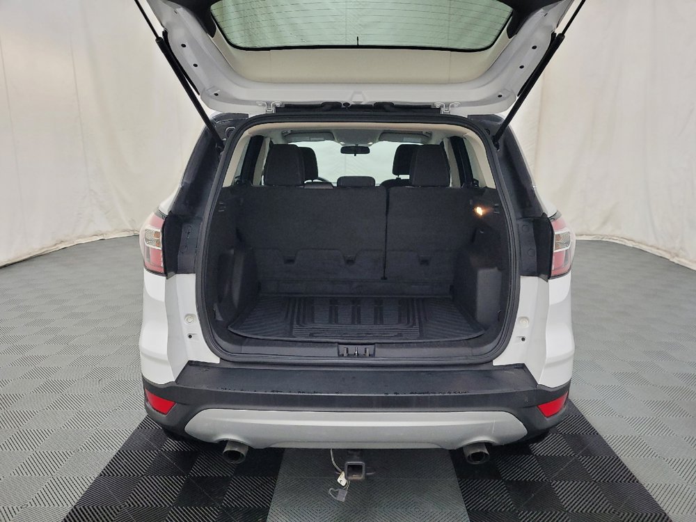 Used 2017 Ford Escape SE AWD/4WD image 29