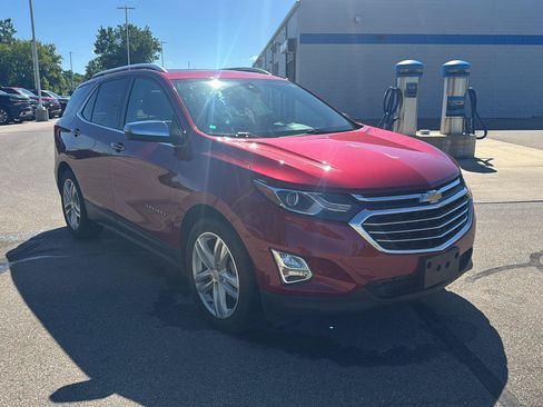 Used 2018 Chevrolet Equinox Premier FWD image 7