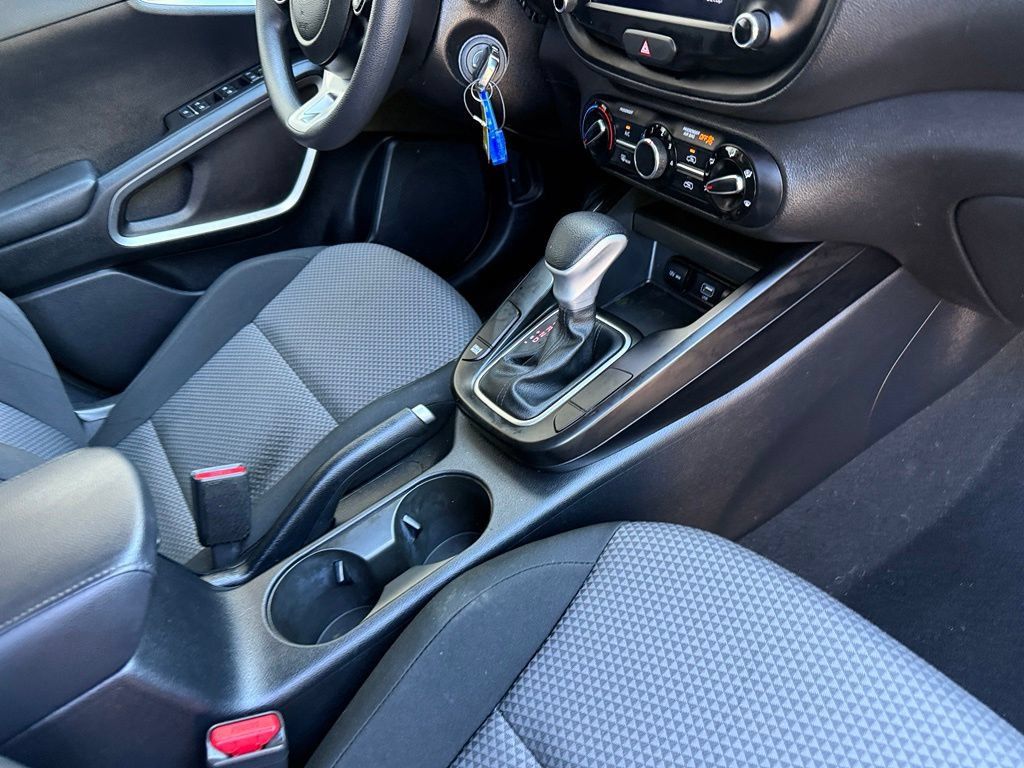 Used 2022 Kia Soul LX w/ Technology Package FWD image 37
