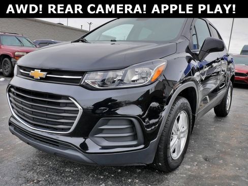 Used 2020 Chevrolet Trax LS w/ Tint and Cruise Package image 1
