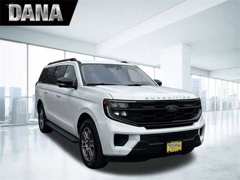 Certified 2025 Ford Expedition Max Active image 1