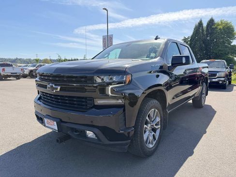 Used 2021 Chevrolet Silverado 1500 RST w/ Convenience Package II AWD/4WD image 4