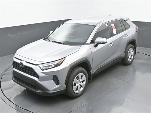 New 2025 Toyota RAV4 LE image 16