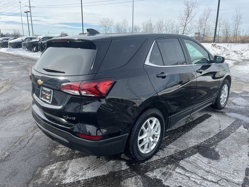 Used 2023 Chevrolet Equinox RS w/ RS Leather Package image 7
