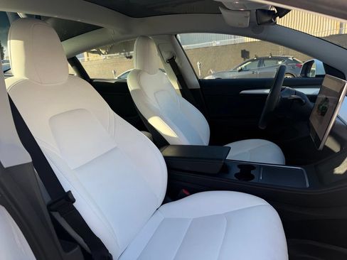 Used 2022 Tesla Model 3 RWD image 12