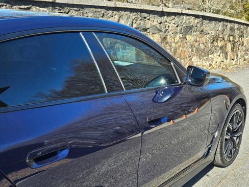 Used 2023 BMW i4 eDrive40 w/ M Sport Package image 18