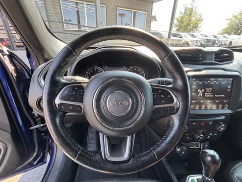 Used 2019 Jeep Renegade Limited w/ Quick Order Package 22P AWD/4WD image 14
