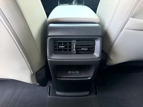 Used 2024 Honda CR-V EX-L image 9