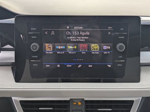 Used 2025 Volkswagen Taos SE w/ Panoramic Sunroof Package image 25