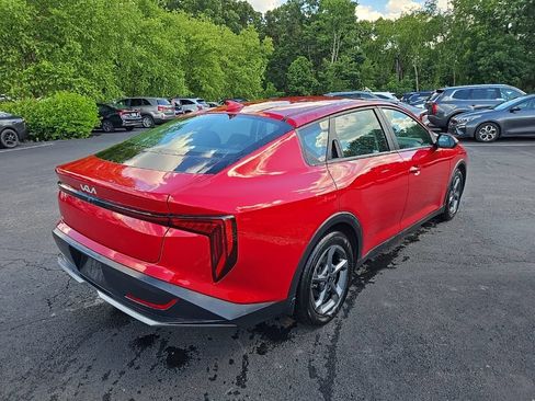 Certified 2025 Kia K4 FWD image 3