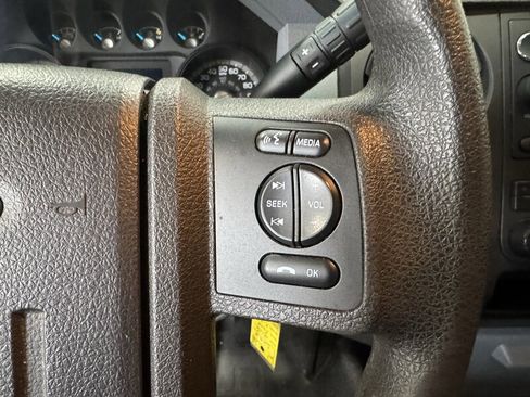 Used 2016 Ford F350 XL w/ Power Equipment Group AWD/4WD image 9