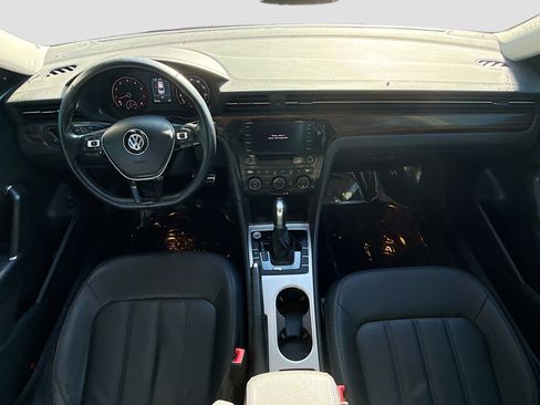 Used 2020 Volkswagen Passat 2.0T SEL image 16