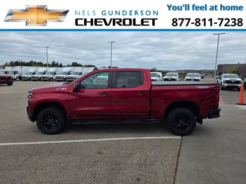 Used 2021 Chevrolet Silverado 1500 LT Trail Boss w/ Convenience Package II AWD/4WD image 4