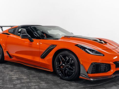 Used 2019 Chevrolet Corvette ZR1 image 18