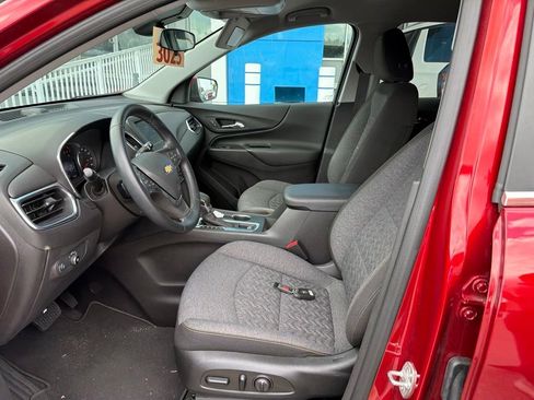 Used 2024 Chevrolet Equinox LT w/ LPO, Cargo Package FWD image 16