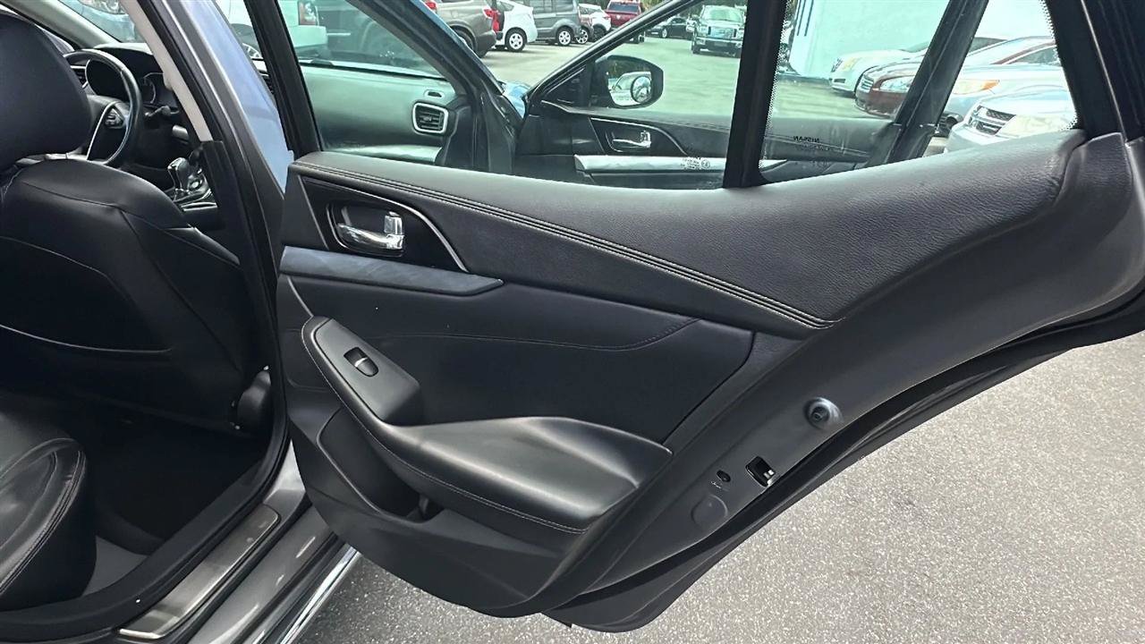 Used 2016 Nissan Maxima 3.5 SL FWD image 24