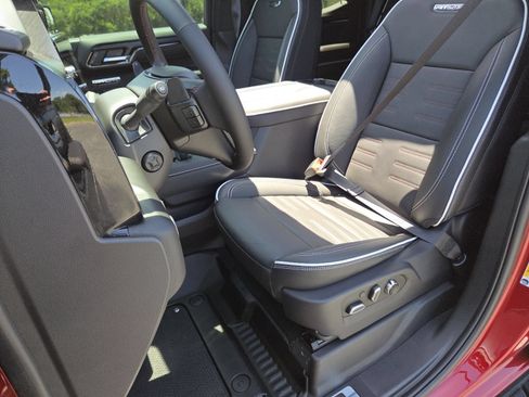 New 2026 GMC Sierra 1500 AT4X AWD/4WD image 29