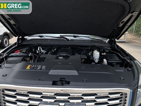 Used 2019 GMC Yukon Denali w/ Open Road Package RWD image 18