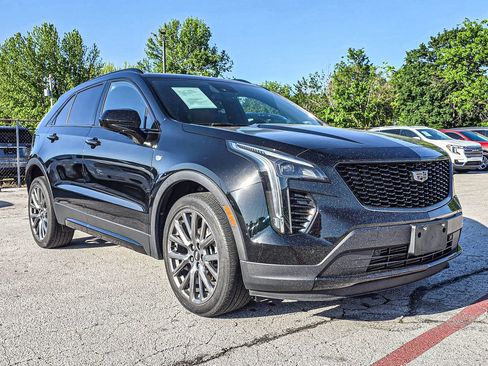 Used 2020 Cadillac XT4 Sport image 1