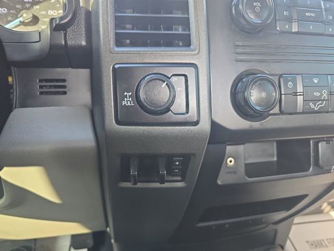 Used 2018 Ford F250 XL image 21