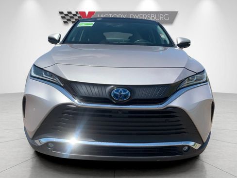Used 2024 Toyota Venza Limited AWD/4WD image 9